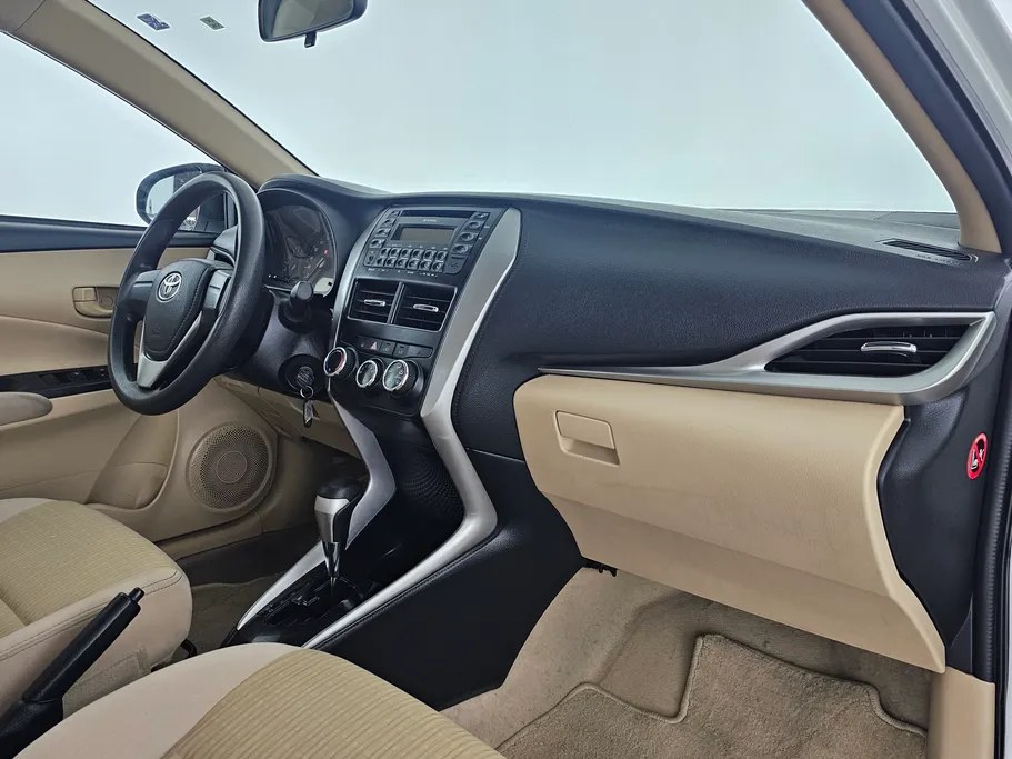 تويوتا يارس Y 2020 