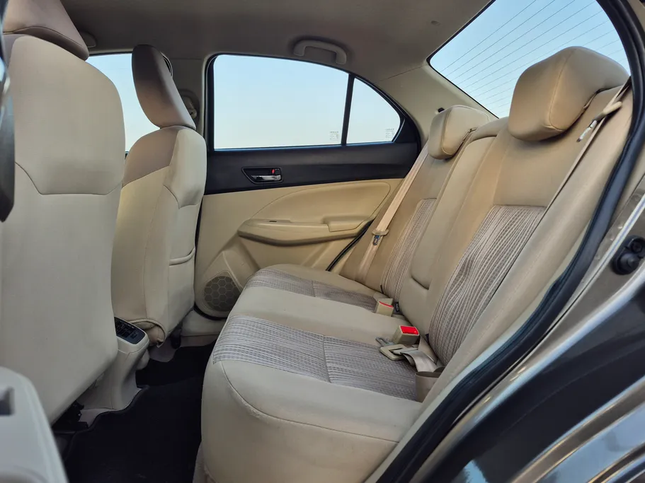 2023 سوزوكي Dzire GLX 