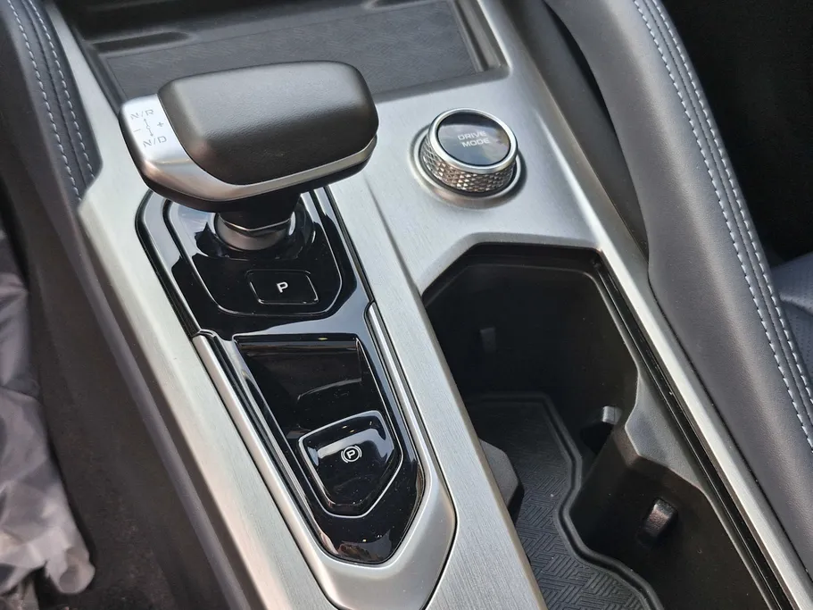 رينو كوليوس ايقونيك 2026 