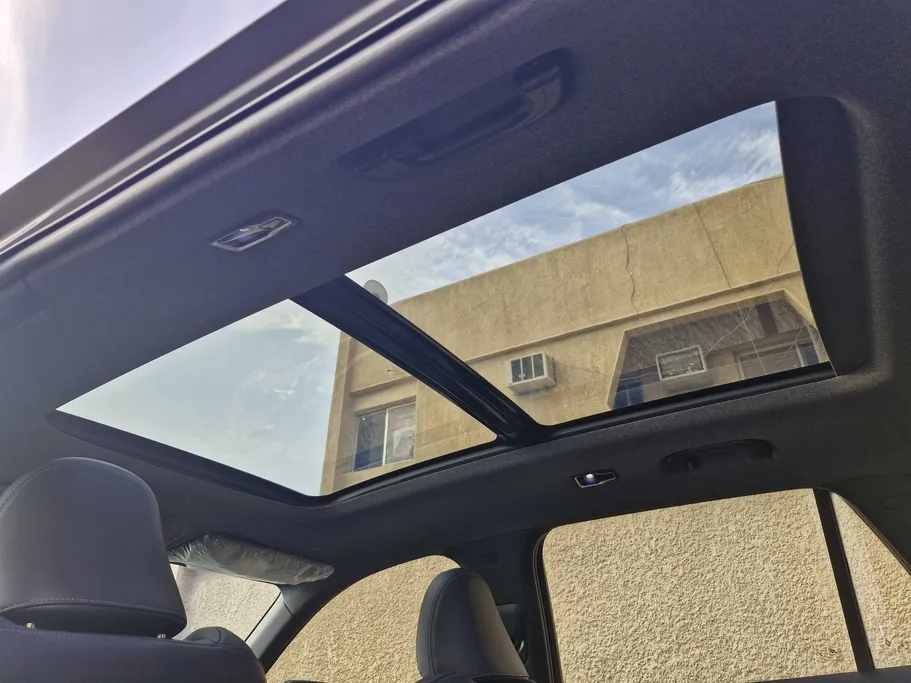 رينو كوليوس ايقونيك 2026 