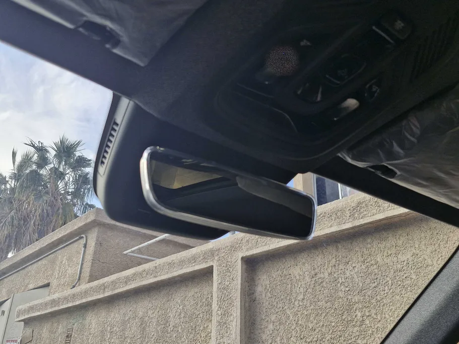 رينو كوليوس ايقونيك 2026 