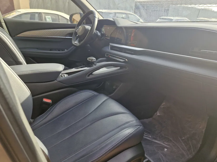 رينو كوليوس ايقونيك 2026 