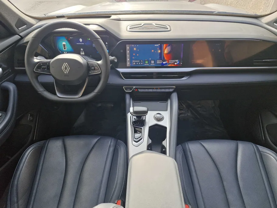 رينو كوليوس ايقونيك 2026 