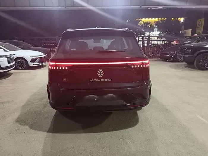 رينو كوليوس ايقونيك 2026 