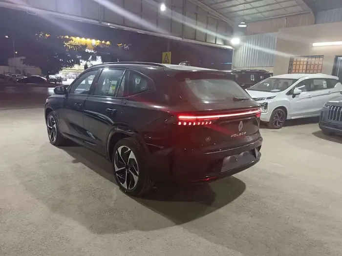 رينو كوليوس ايقونيك 2026 