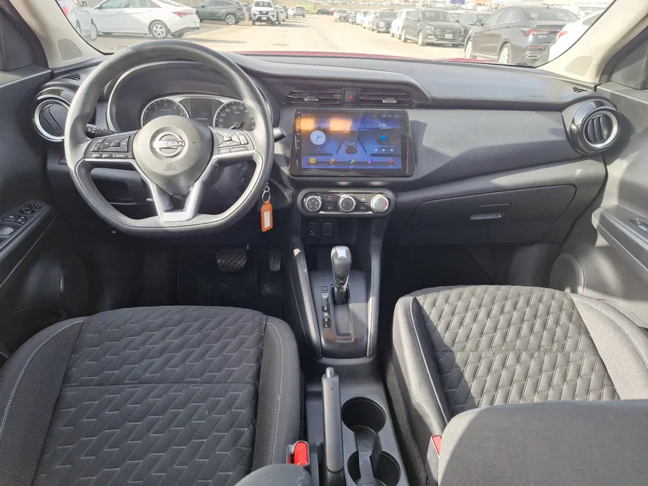 2024 Nissan Kicks S 