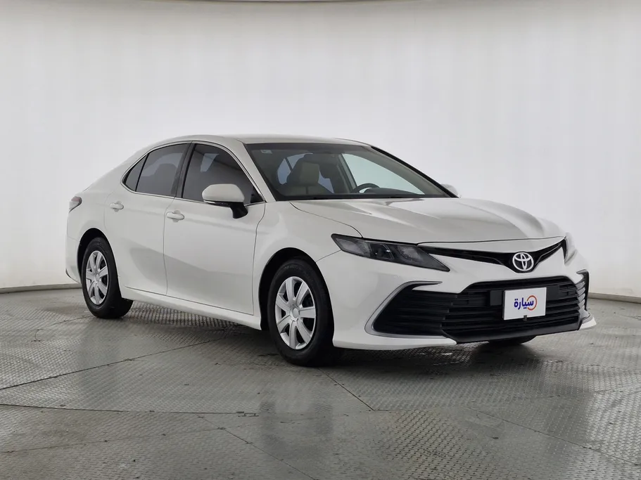 تويوتا كامري LE 2022 