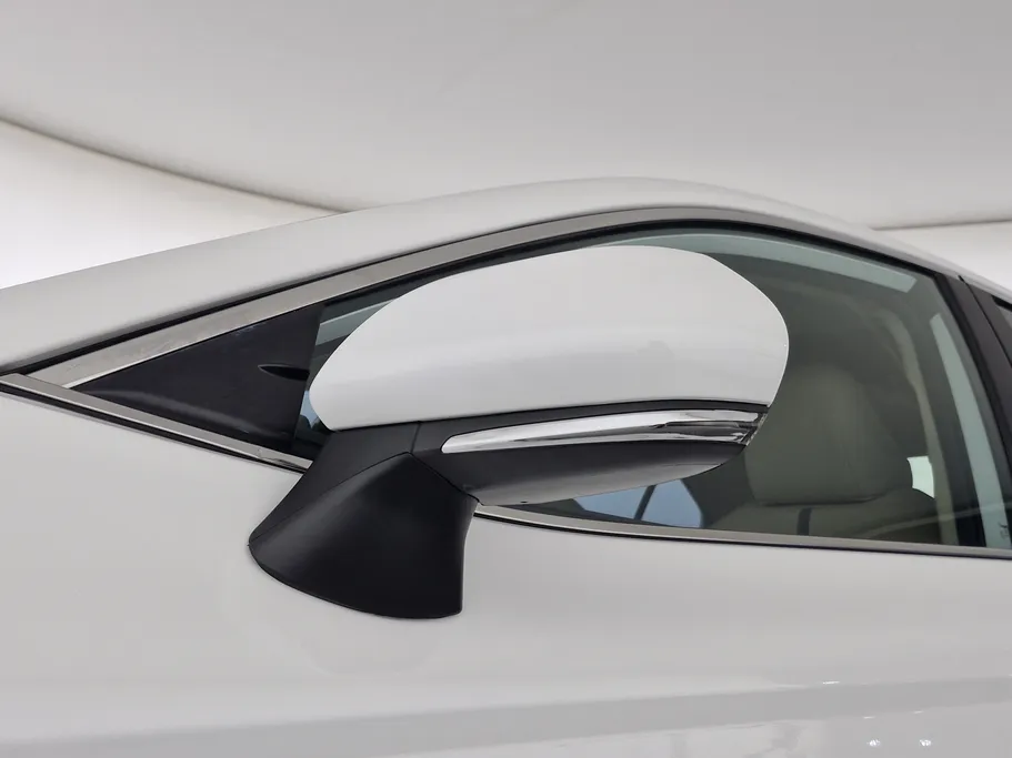 تويوتا كامري LE 2022 