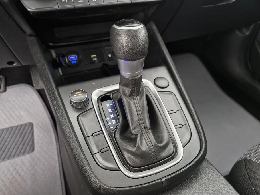 2022 Hyundai Kona SMART 