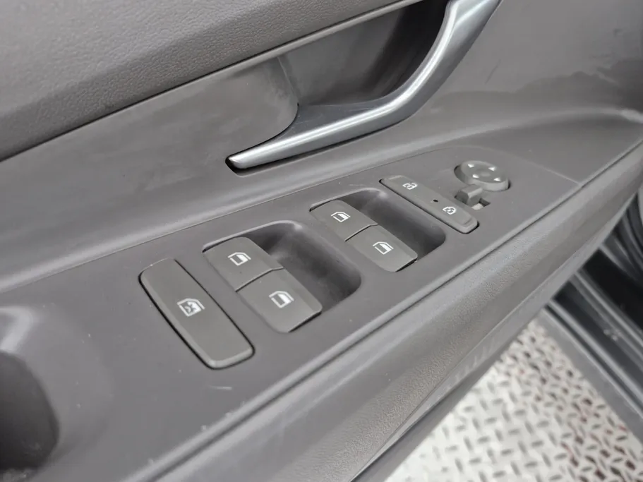 2022 Hyundai Elantra Fleet 