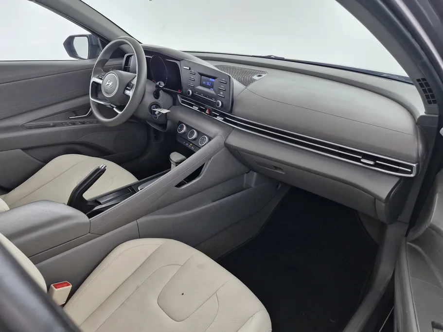 2022 Hyundai Elantra Fleet 