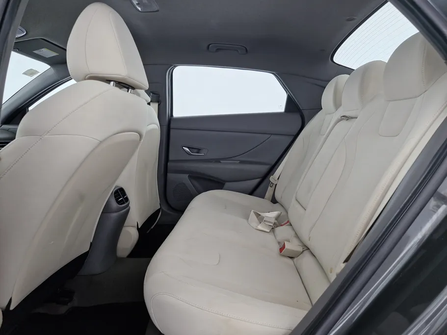 2022 Hyundai Elantra Fleet 