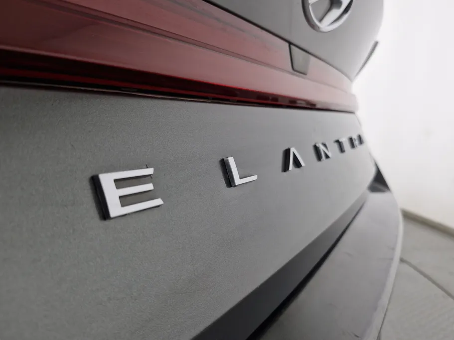 2022 Hyundai Elantra Fleet 