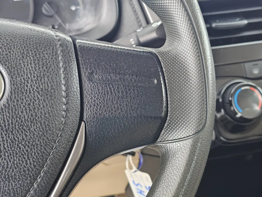 2021 Toyota Yaris  Y 