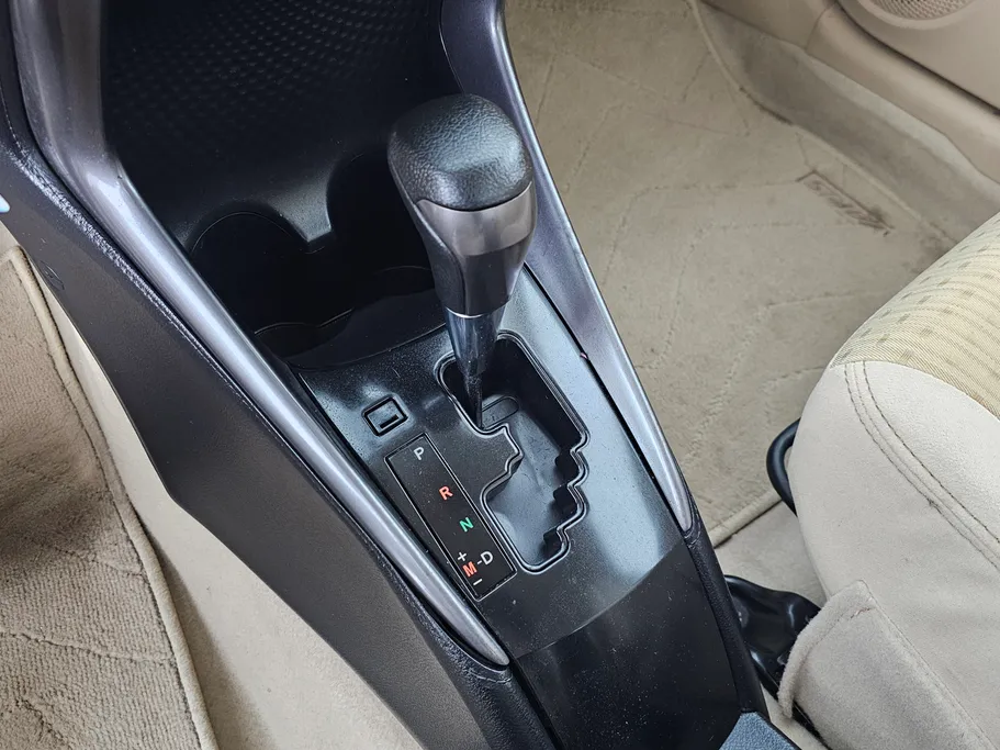 2021 Toyota Yaris  Y 