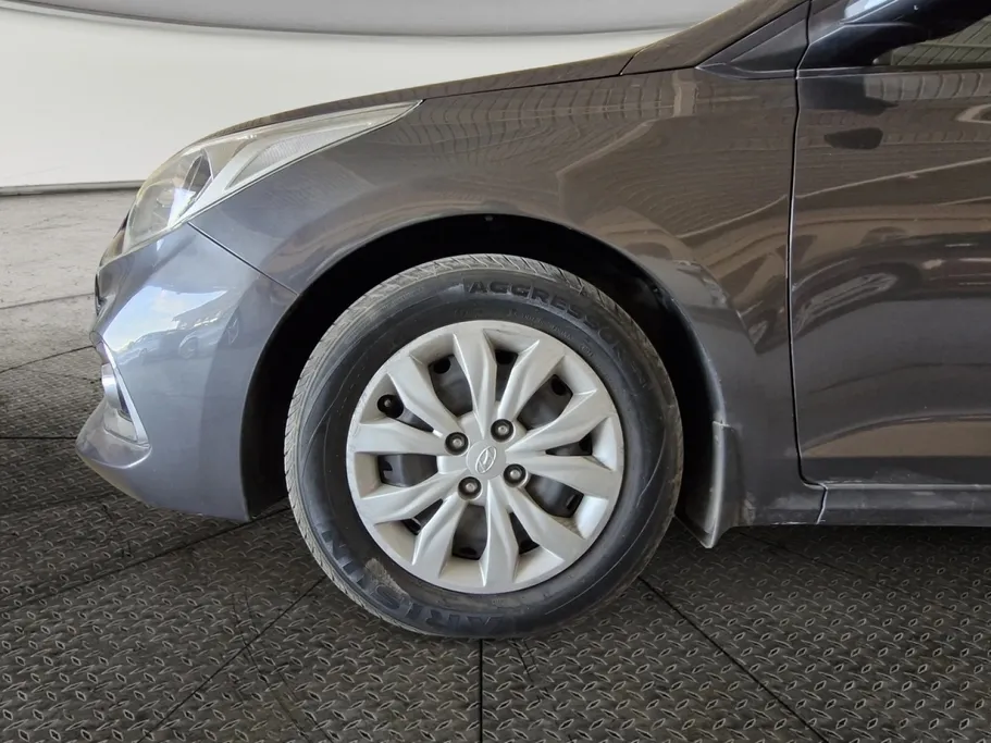 2020 Hyundai Accent Smart 