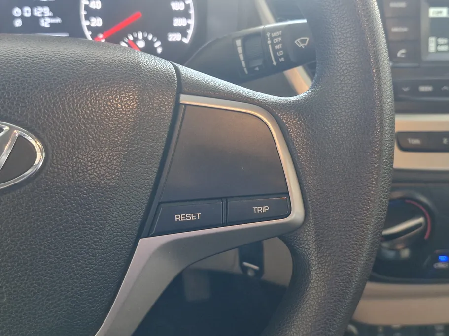 2020 Hyundai Accent Smart 