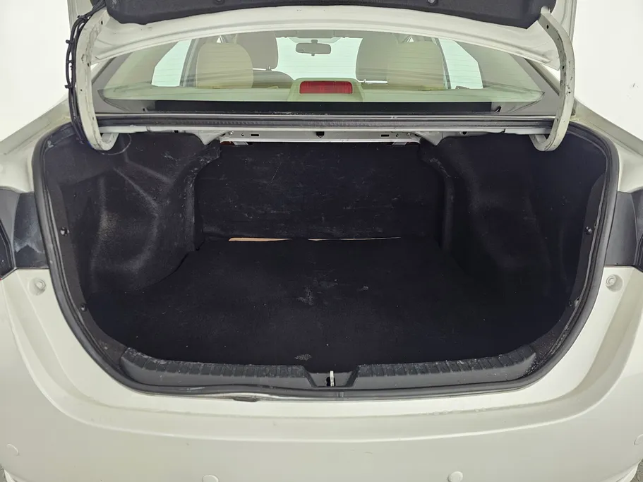 2019 Toyota Yaris  Y 