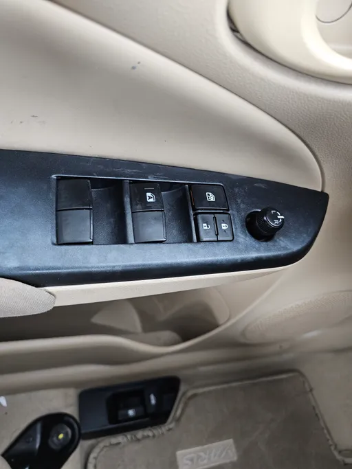 2019 Toyota Yaris  Y 