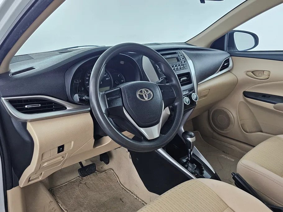 2019 Toyota Yaris  Y 