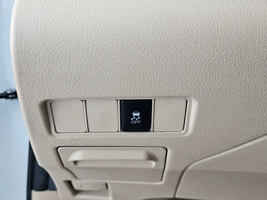 2019 Toyota Yaris  Y 