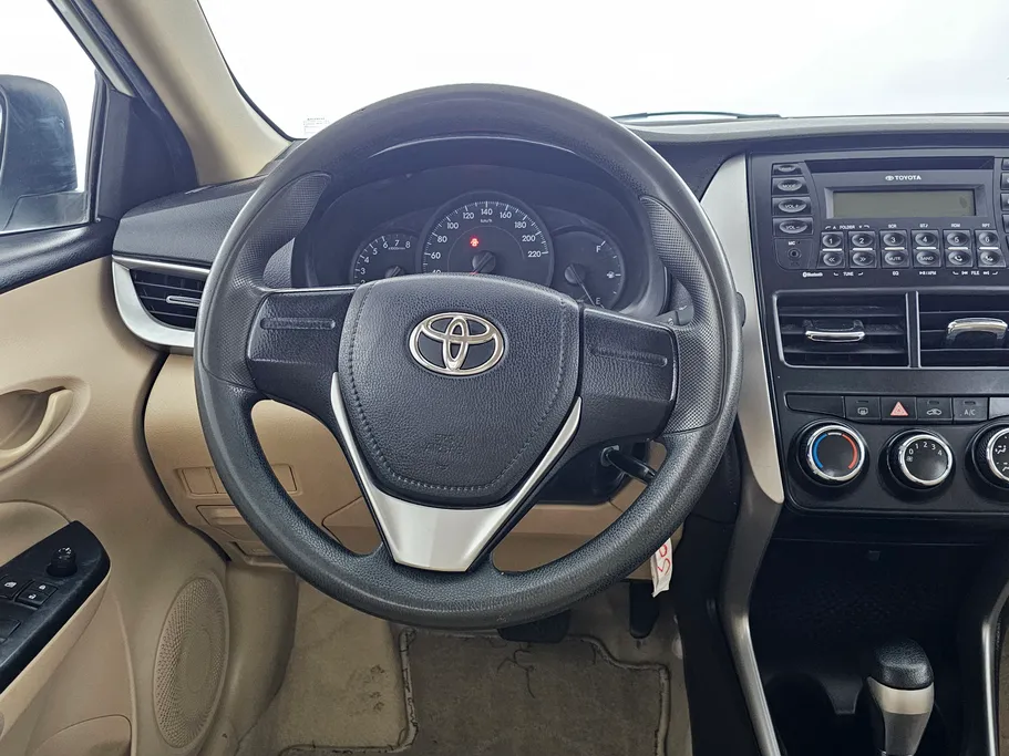 2019 Toyota Yaris  Y 