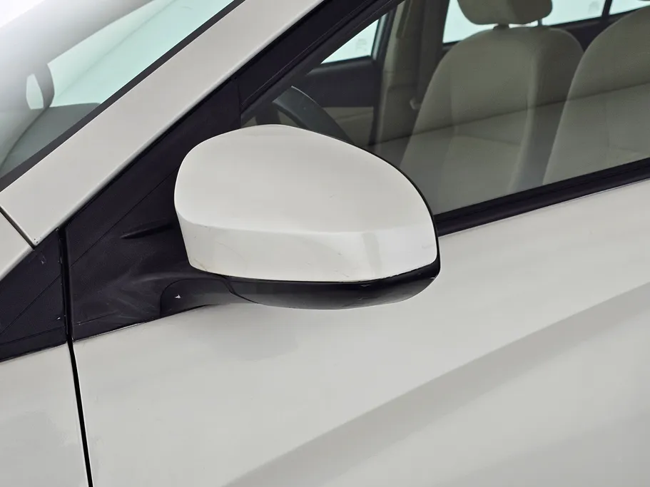 2019 Toyota Yaris  Y 