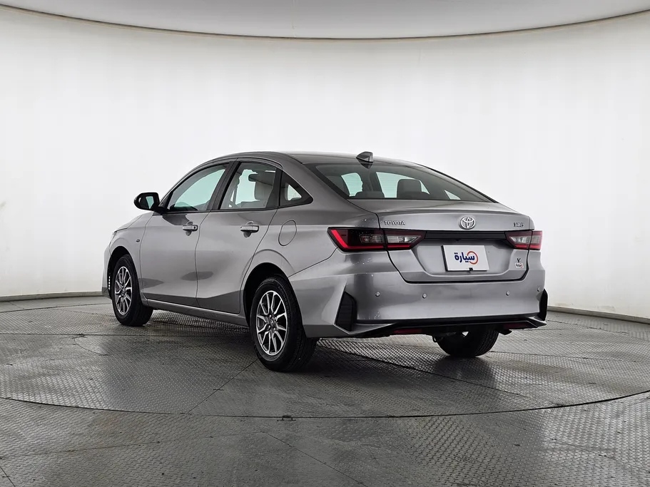 2023 Toyota Yaris  Y 