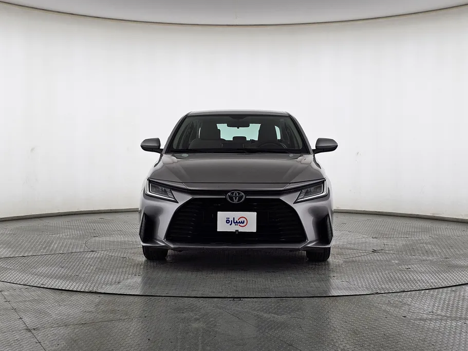 2023 Toyota Yaris  Y 