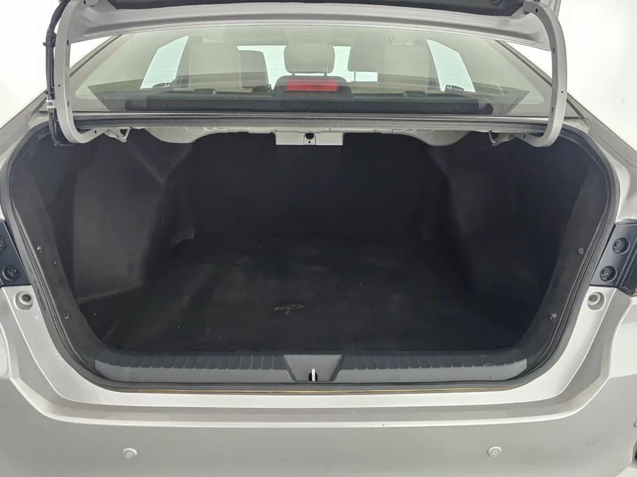 2023 Toyota Yaris  Y 