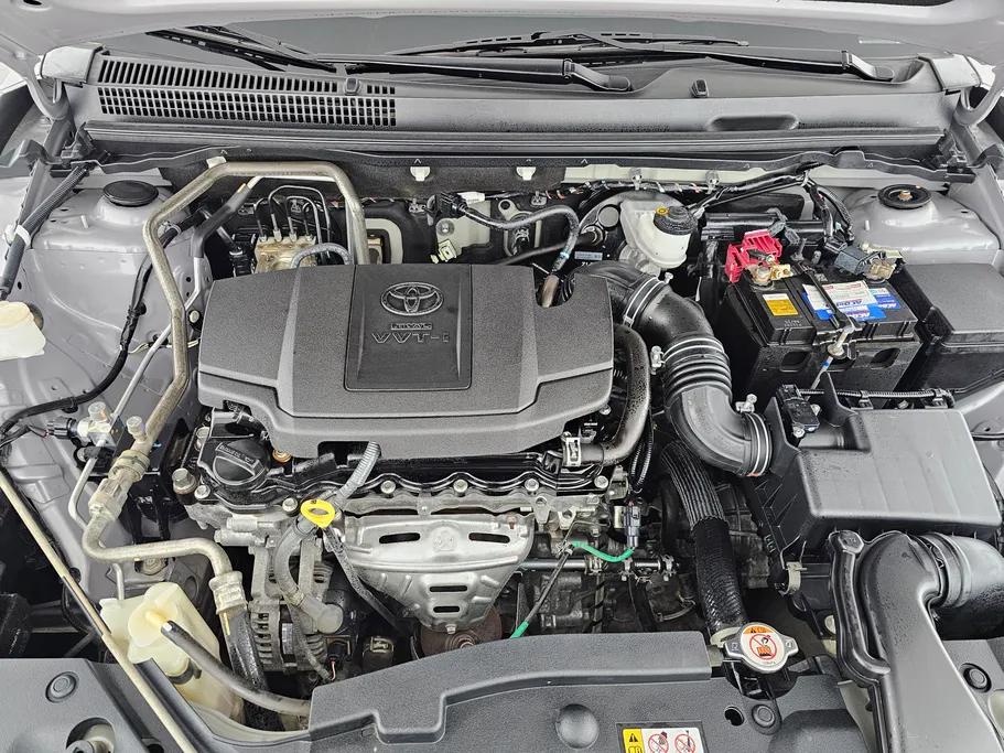 2023 Toyota Yaris  Y 