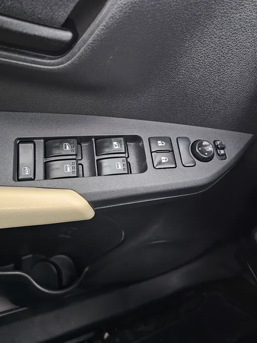 2023 Toyota Yaris  Y 