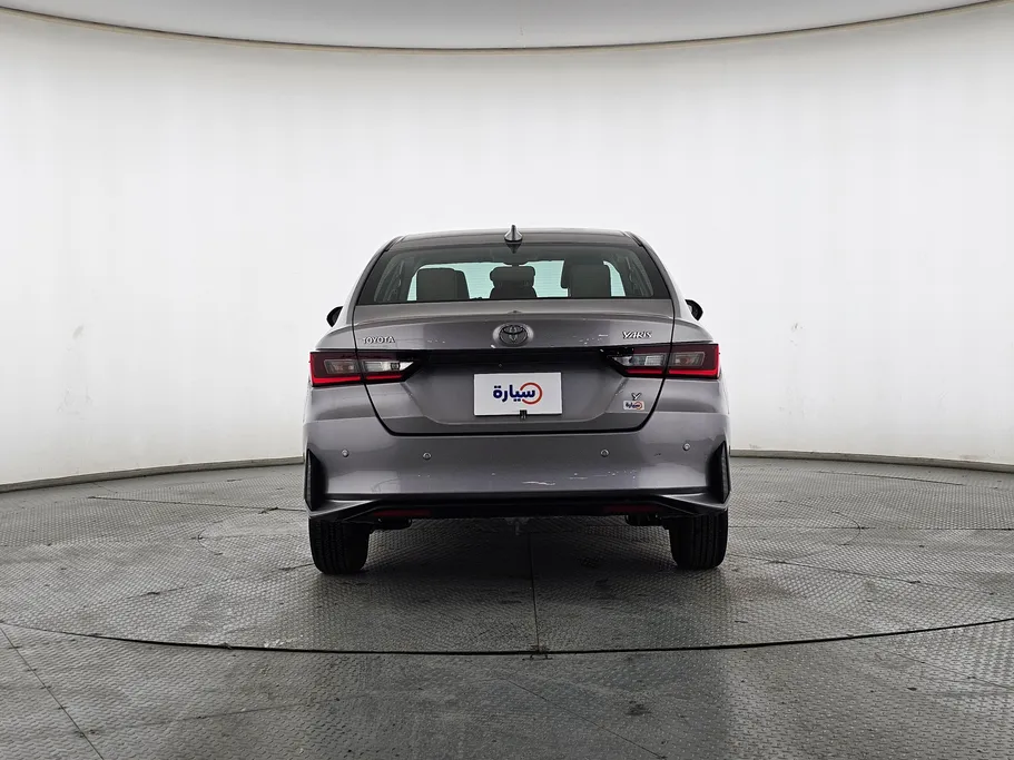 2023 Toyota Yaris  Y 