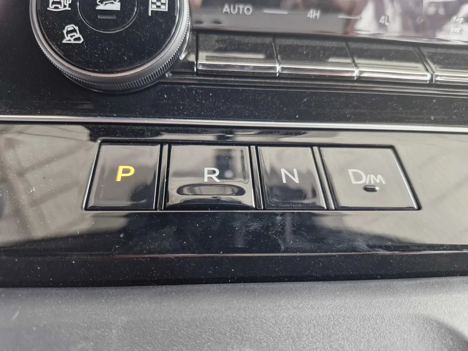 2026 Nissan Patrol SE Platinum City	 