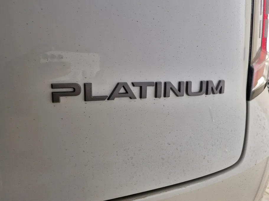 2026 Nissan Patrol SE Platinum City	 