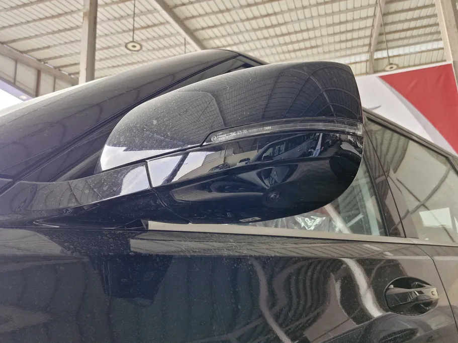 نيسان باترول SE Platinum City	 2026 