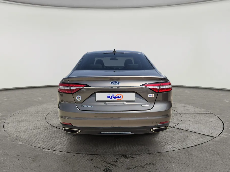 2021 Ford Taurus Ambiente 