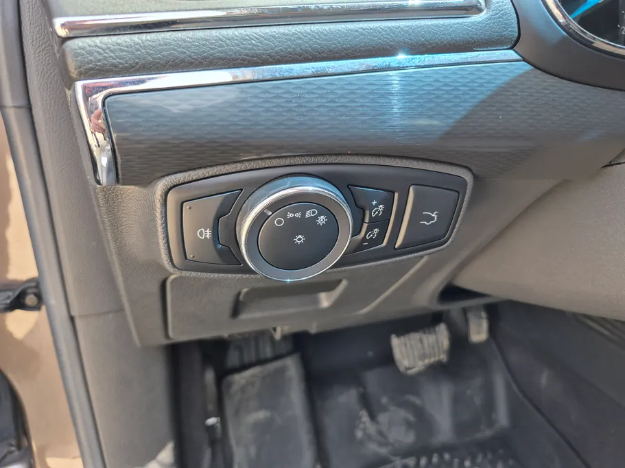 2021 Ford Taurus Ambiente 