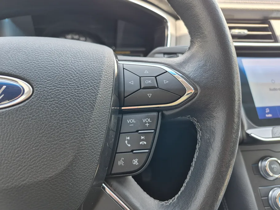 2021 Ford Taurus Ambiente 