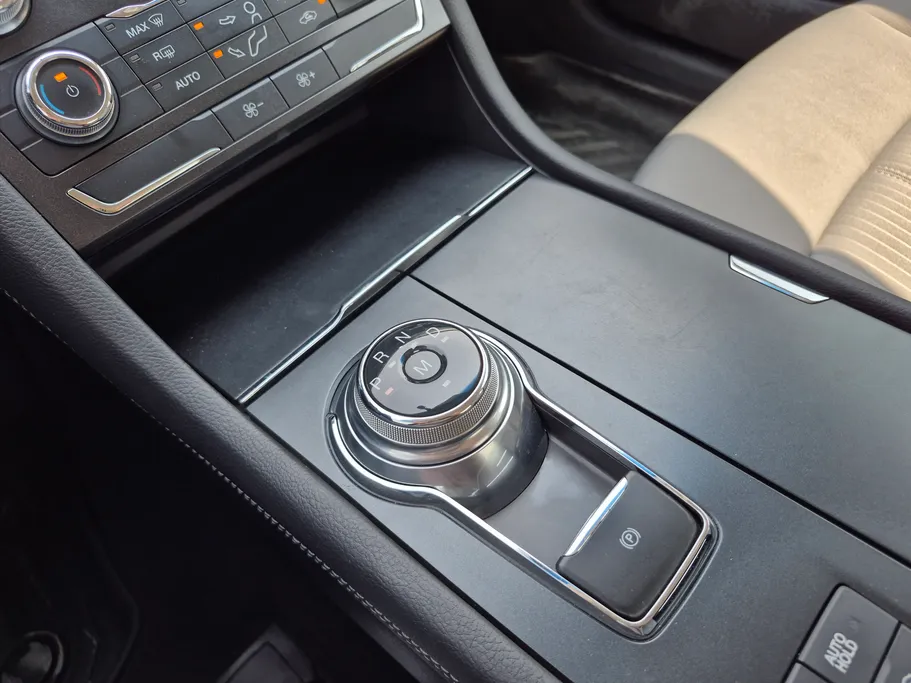 2021 Ford Taurus Ambiente 