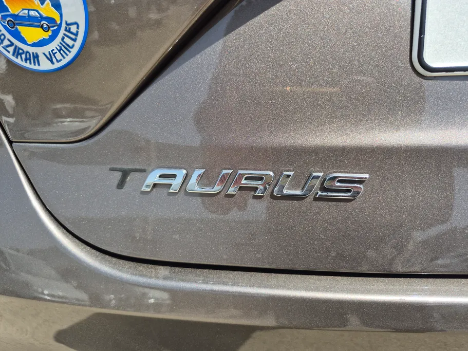 2021 Ford Taurus Ambiente 