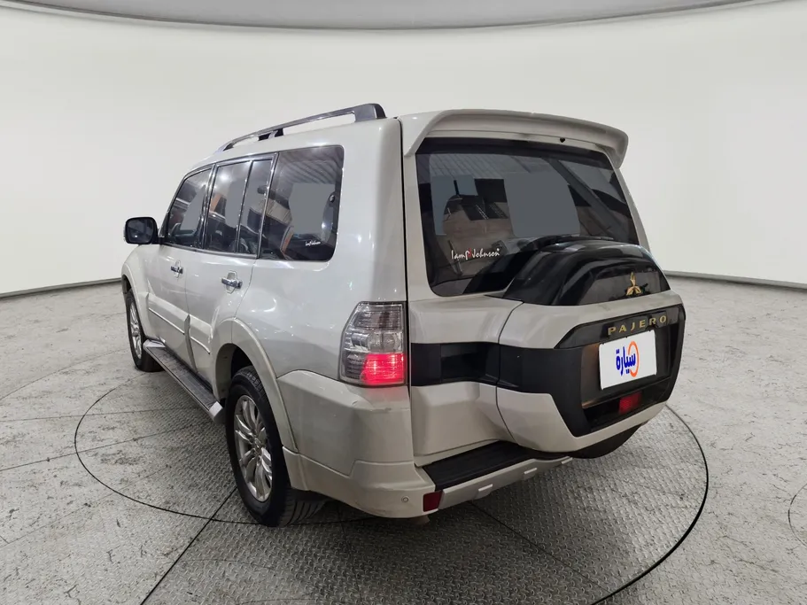 2020 Mitsubishi Pajero GLS 5Doors 