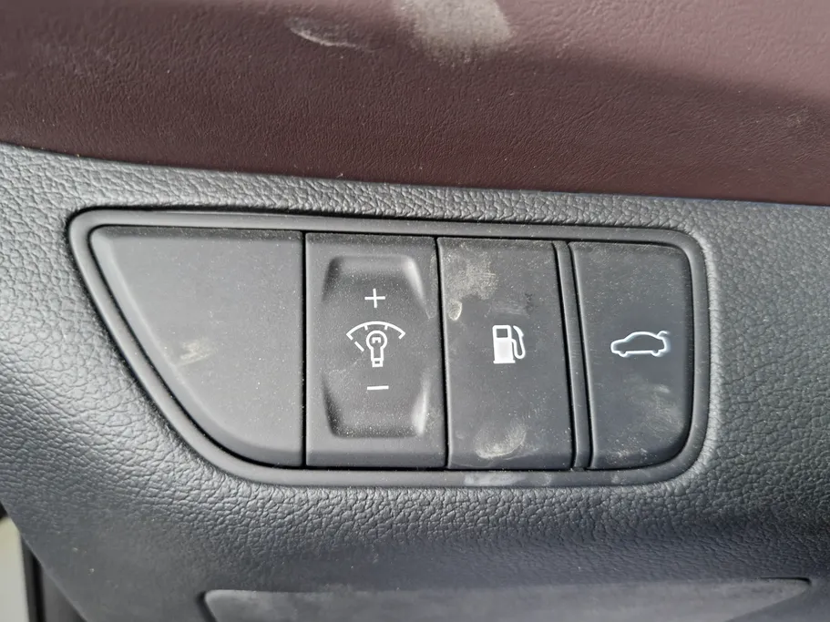 جينيسيس G70  2023 