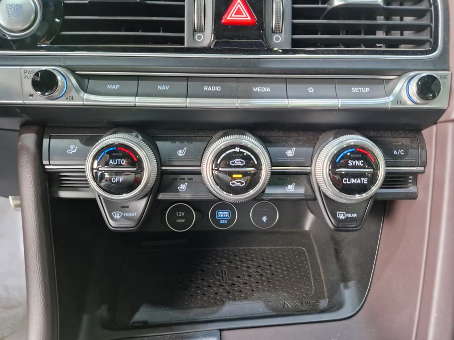 جينيسيس G70  2023 