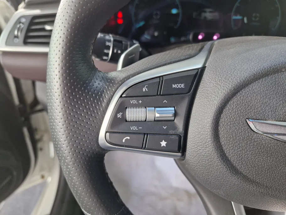 جينيسيس G70  2023 