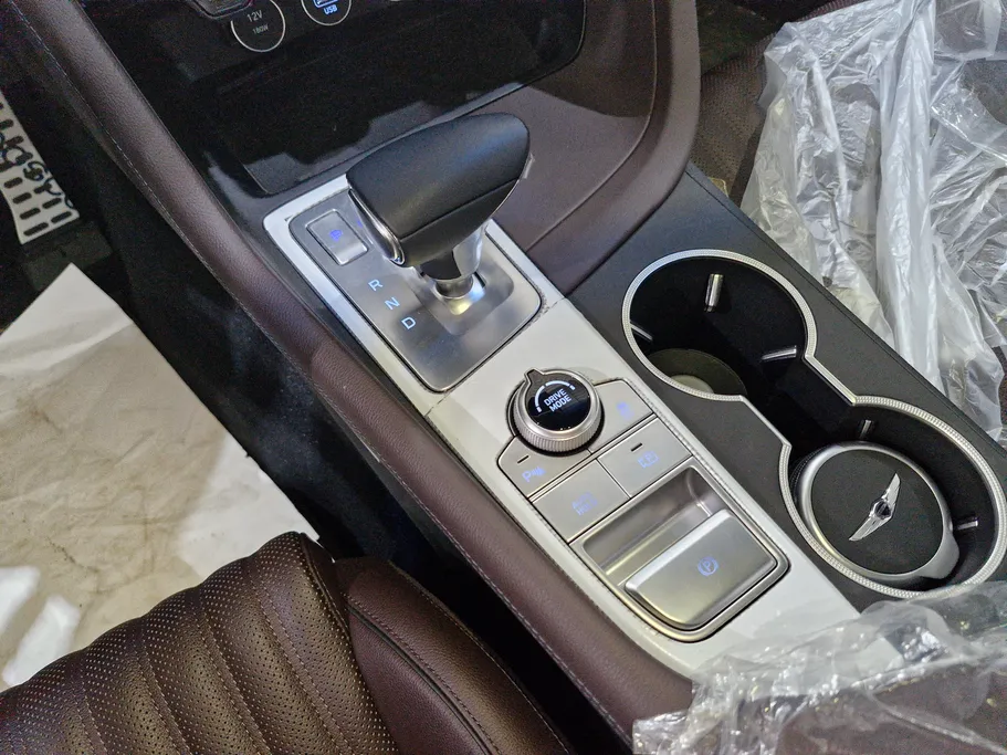 جينيسيس G70  2023 