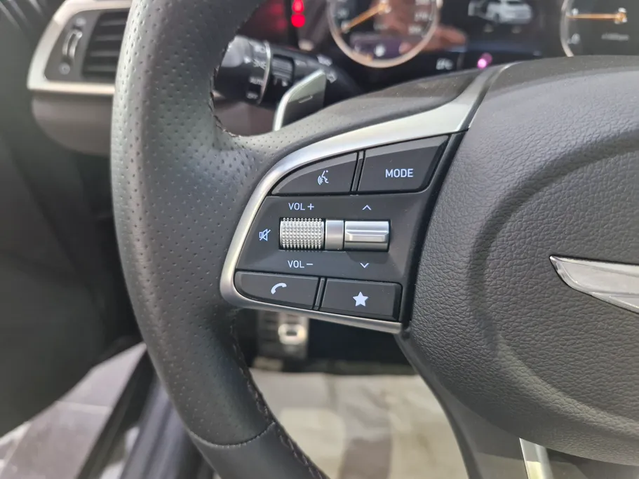 جينيسيس G70  2023 