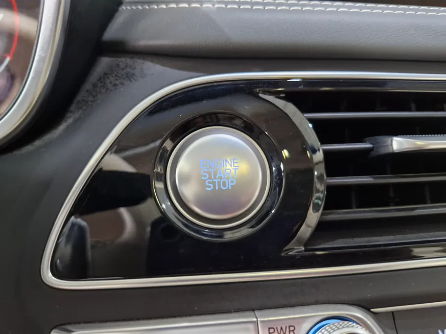 جينيسيس G70  2023 