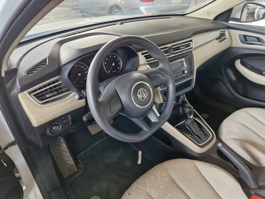 ام جي 5 STD 2022 