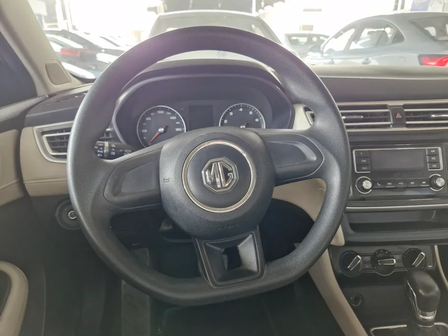 ام جي 5 STD 2022 